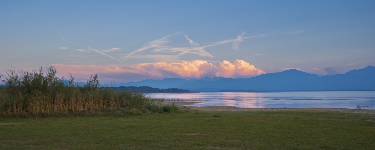 lake, sunset, blue hour-8589504.jpg